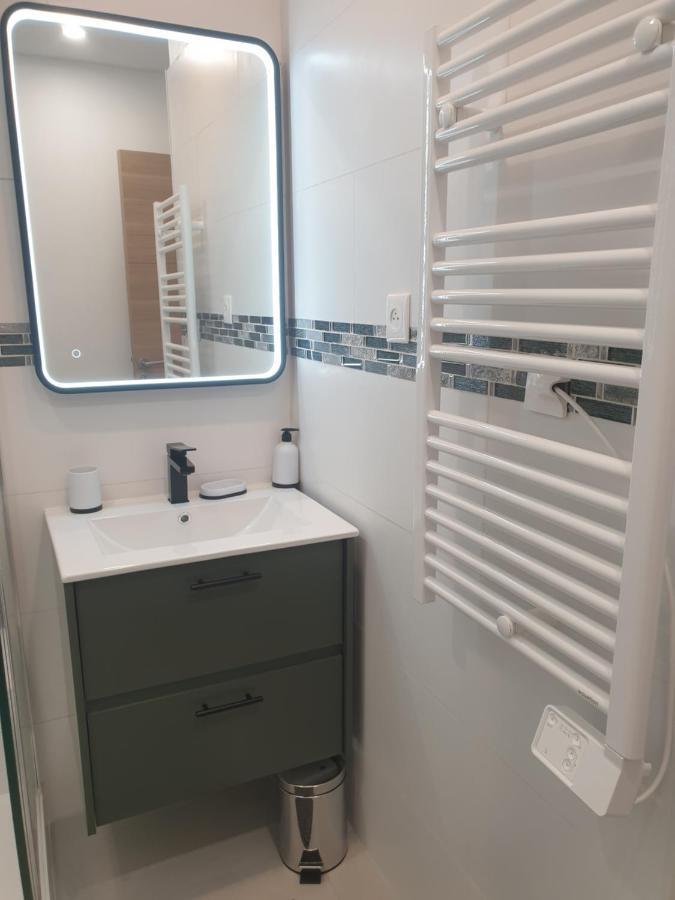 Studio Carnon Bord De Plage Climatise Luaran gambar